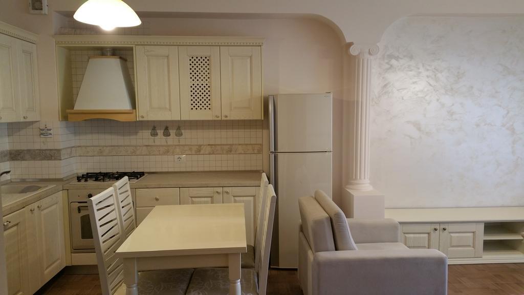 Laura'S Home Durrës 외부 사진